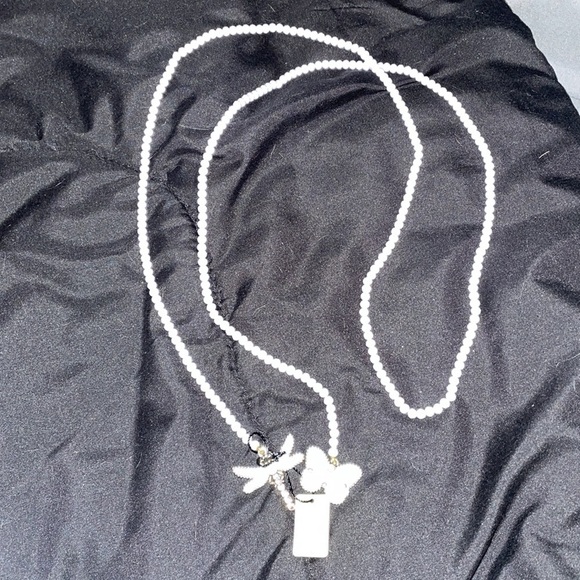 Pink rope necklace w/butterfly & dragonfly pendants by Heidi Daus - Picture 4 of 8